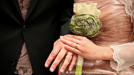 Ehegattensplitting: Steuerersparnis oder Hindernis für Frauen?