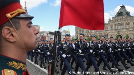Warum die Siegesparade in Russland kleiner ausfällt