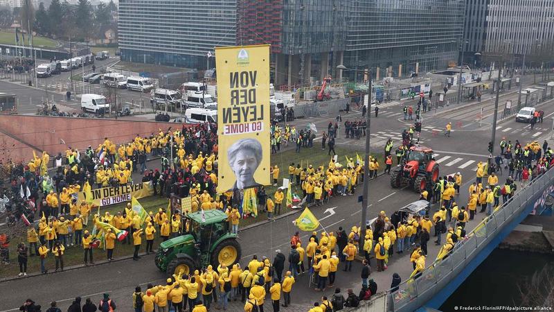 EU-Parlament stoppt Mercosur-Abkommen – Bauern protestieren