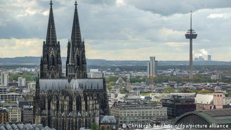 Kölner Dom führt Eintrittspreis ein