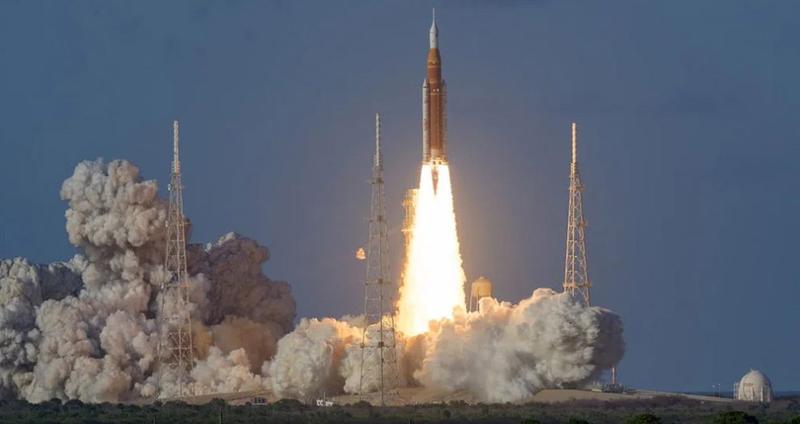 Artemis 2: Menschen fliegen wieder zum Mond