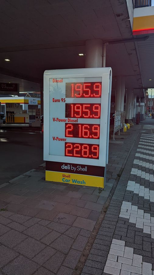 Warum ist Diesel wieder günstiger als Benzin?
