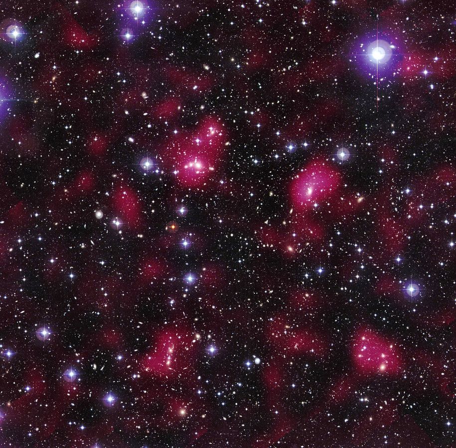 Forscher entdecken fast unsichtbare Galaxien