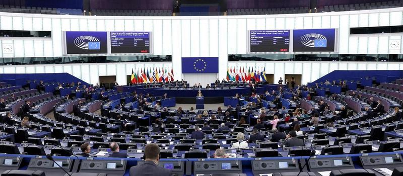 EVP im Streit: Gespräche mit rechten Gruppen im EU-Parlament