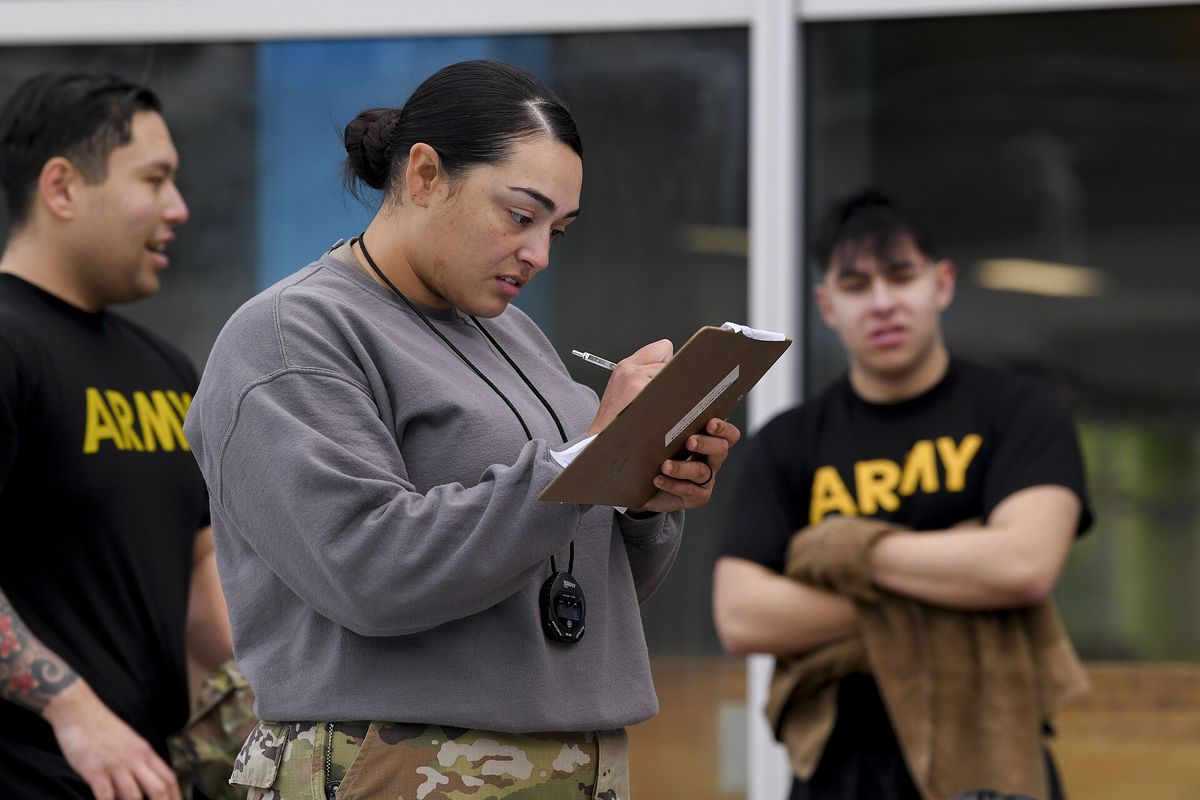 Frauen bei der Bundeswehr – Fortschritte und Probleme