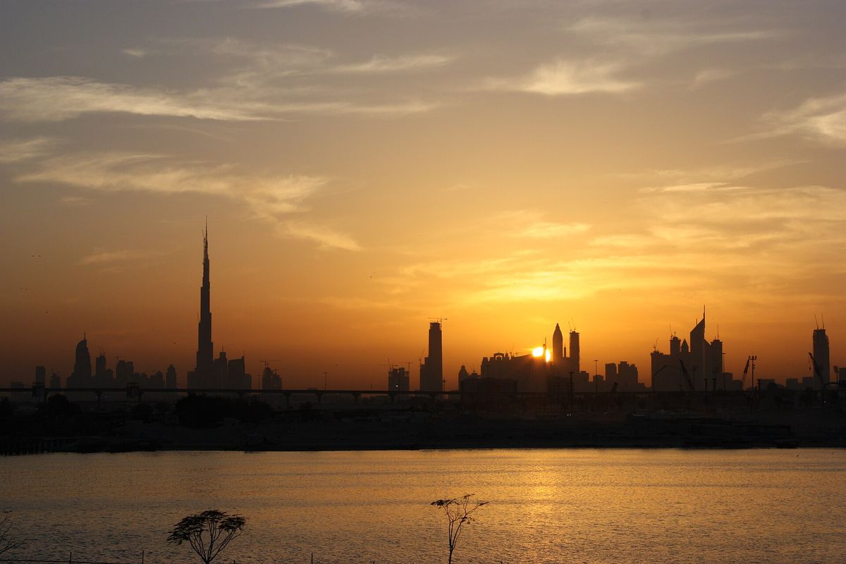 Evakuierung aus Dubai: Deutsche fliegen über Oman nach Hause