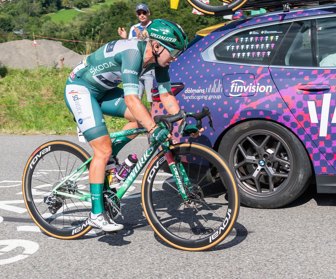 Lorena Wiebes siegt bei der ersten Etappe der Tour de France Femmes