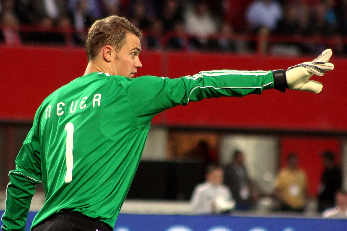 Manuel Neuer: Fehler und Diskussionen um seine Zukunft