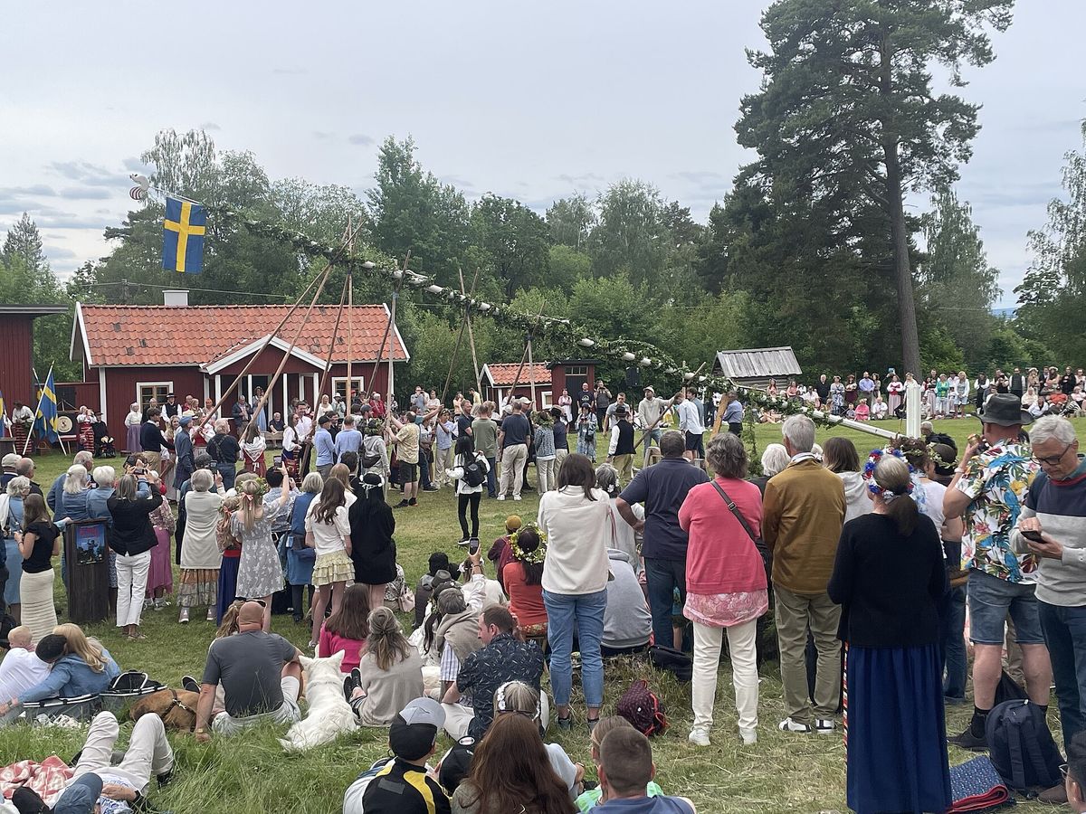 Mittsommer in Schweden: Traditionen, Bräuche und die schönsten Orte