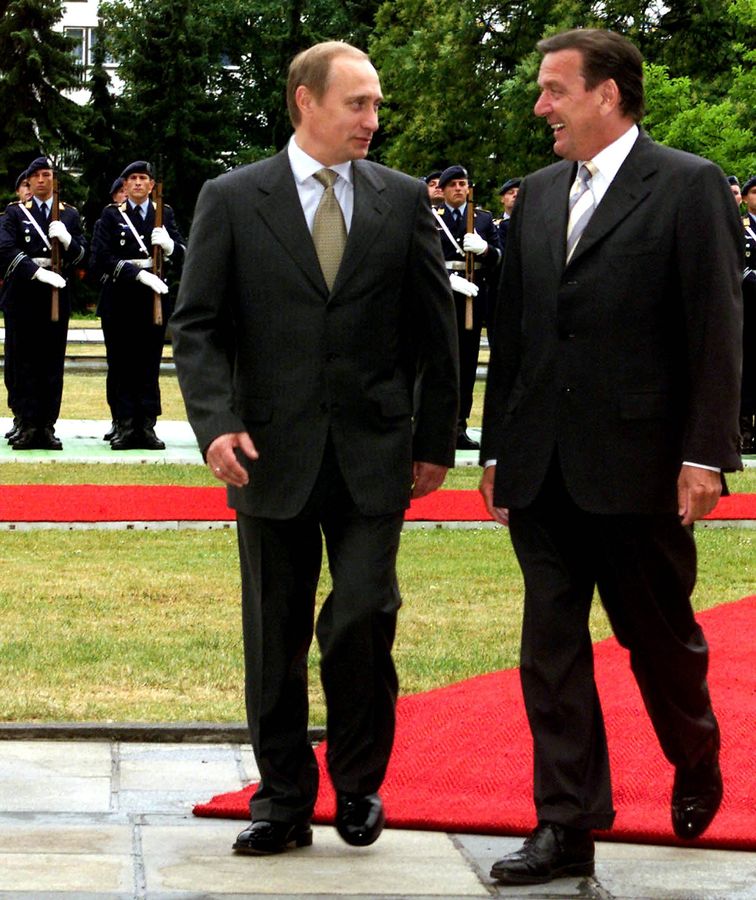 Kritik an Schröders Besuch bei Putin