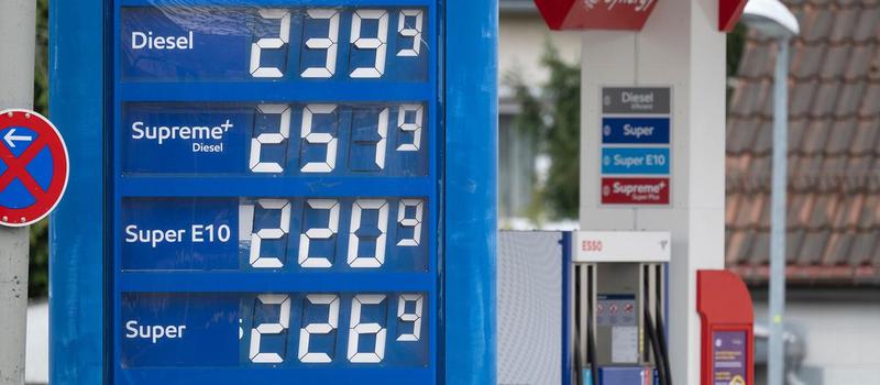 Neue Tankstellenregel: Weniger Preiserhöhungen, aber höhere Kosten